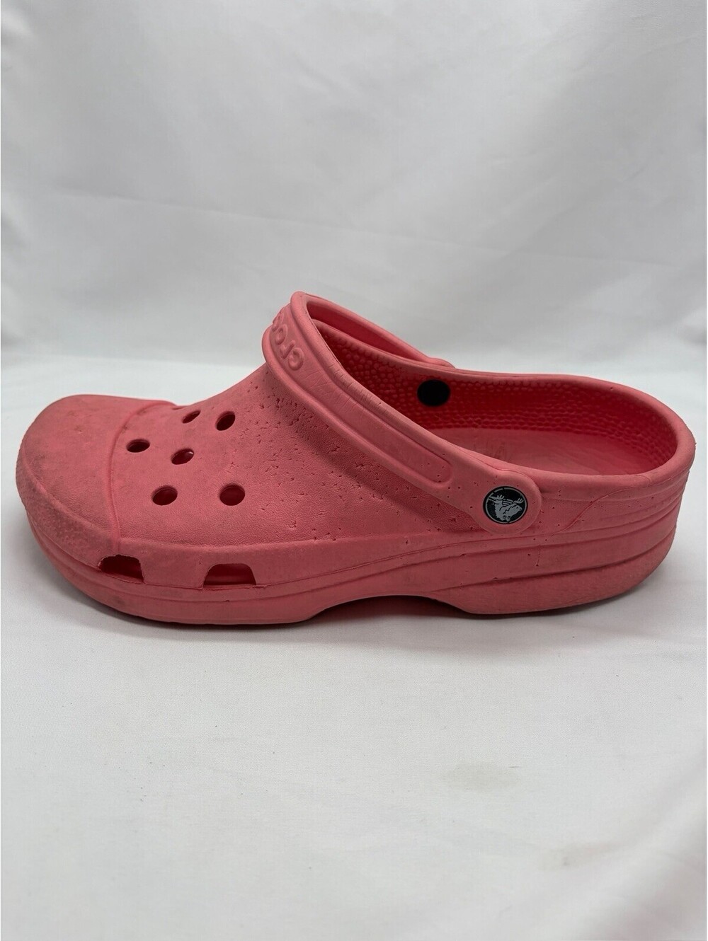 Crocs Pink Slip On Shoes Size 12-14 Womens 10-11 Mens - Picture 1 of 9